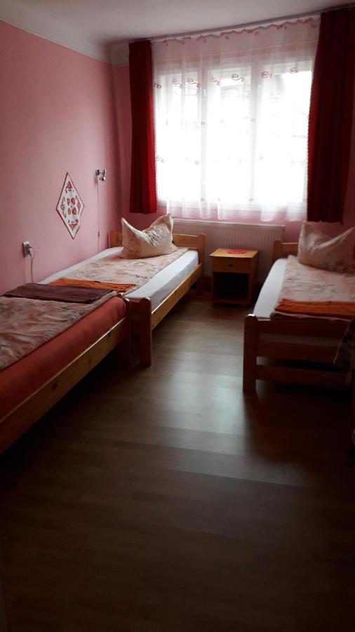Apartment Pensiunea Shalom